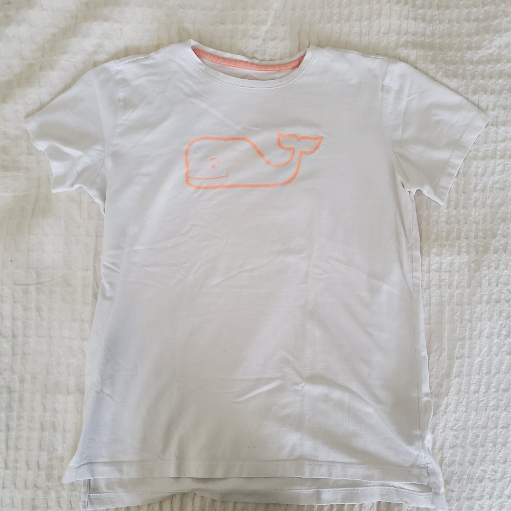 3/$20 | white vineyard vines shirt